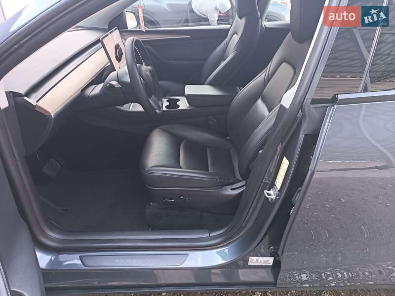 Позашляховик / Кросовер Tesla Model Y 2023 в Дніпрі