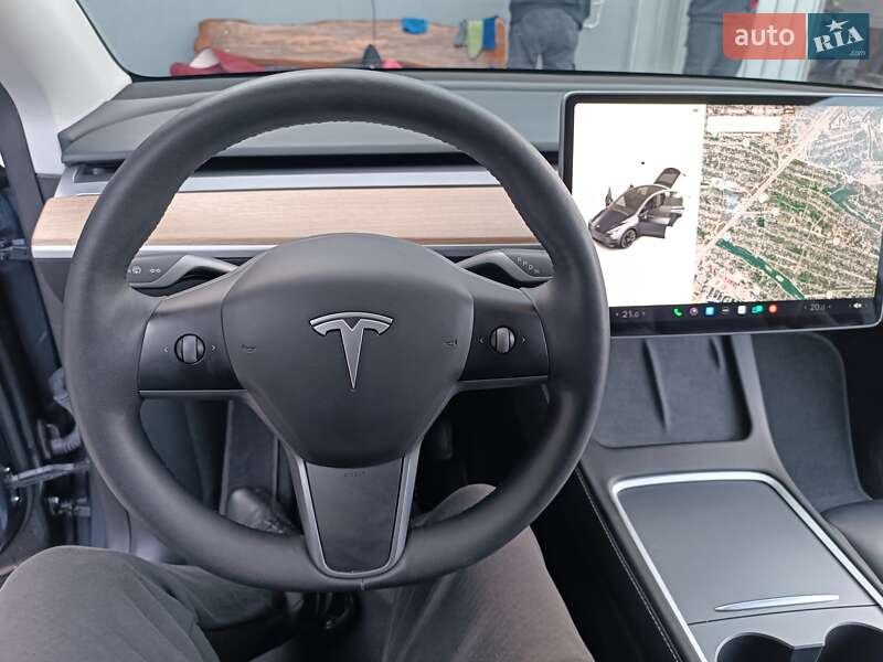 Позашляховик / Кросовер Tesla Model Y 2023 в Дніпрі