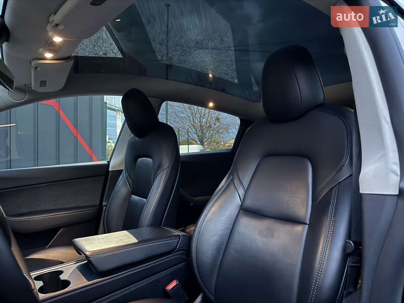 Позашляховик / Кросовер Tesla Model Y 2021 в Луцьку фото 20 Позашляховик / Кросовер Tesla Model Y 2021 в Луцьку