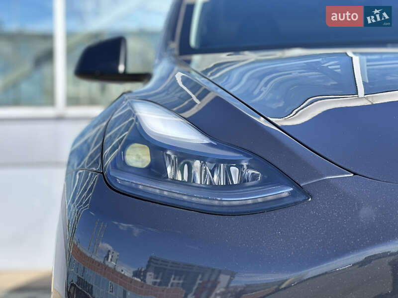 Позашляховик / Кросовер Tesla Model Y 2024 в Києві фото 5 Позашляховик / Кросовер Tesla Model Y 2024 в Києві