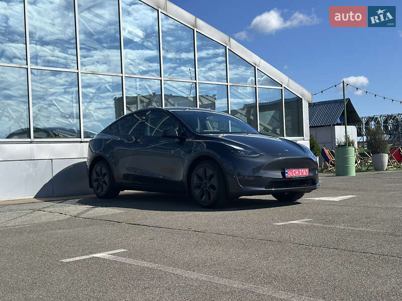 Позашляховик / Кросовер Tesla Model Y 2024 в Києві фото 9 Позашляховик / Кросовер Tesla Model Y 2024 в Києві