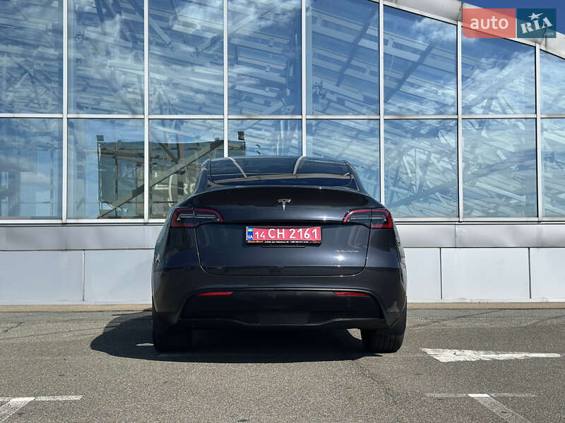 Позашляховик / Кросовер Tesla Model Y 2024 в Києві фото 17 Позашляховик / Кросовер Tesla Model Y 2024 в Києві