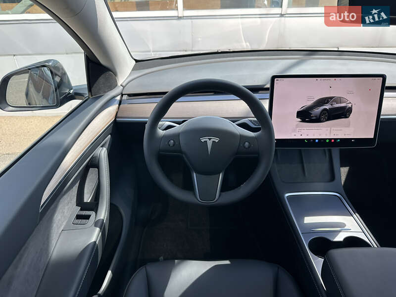 Позашляховик / Кросовер Tesla Model Y 2024 в Києві фото 53 Позашляховик / Кросовер Tesla Model Y 2024 в Києві