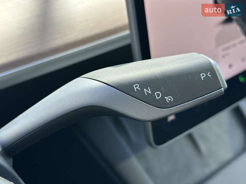 Позашляховик / Кросовер Tesla Model Y 2024 в Києві фото 56 Позашляховик / Кросовер Tesla Model Y 2024 в Києві