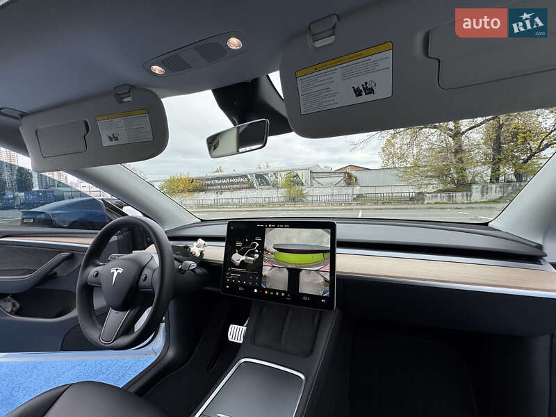 Позашляховик / Кросовер Tesla Model Y 2022 в Києві фото 26 Позашляховик / Кросовер Tesla Model Y 2022 в Києві