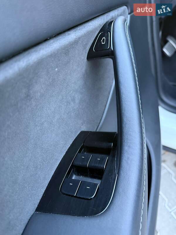 Внедорожник / Кроссовер Tesla Model Y 2020 в Владимире