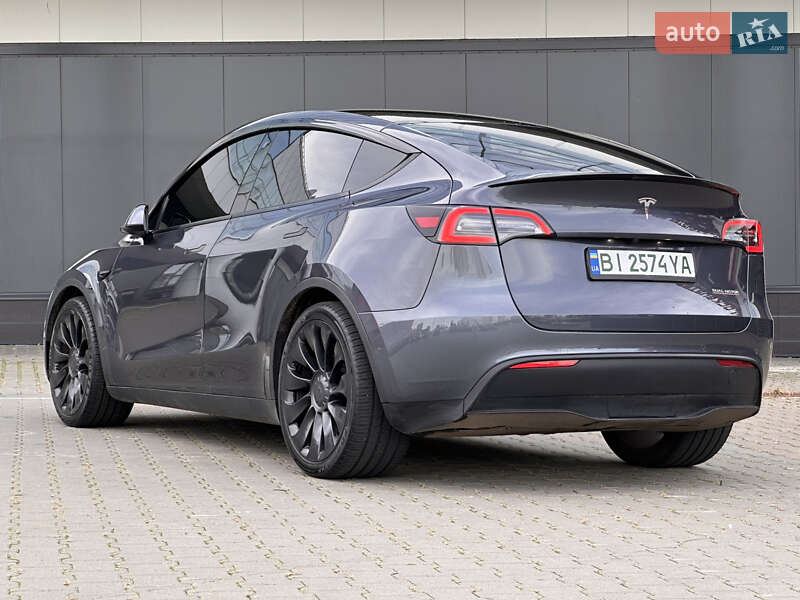 Позашляховик / Кросовер Tesla Model Y 2022 в Києві фото 13 Позашляховик / Кросовер Tesla Model Y 2022 в Києві