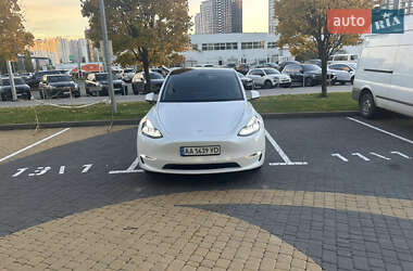 Внедорожник / Кроссовер Tesla Model Y 2022 в Киеве