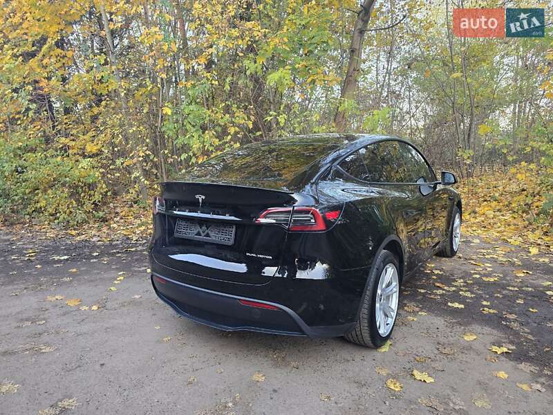 Позашляховик / Кросовер Tesla Model Y 2023 в Львові
