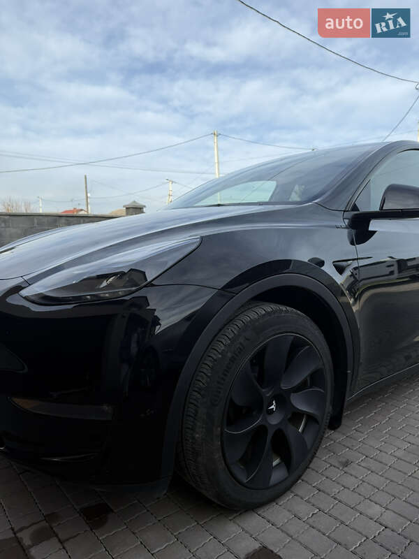 Позашляховик / Кросовер Tesla Model Y 2023 в Хоросткові фото 2 Позашляховик / Кросовер Tesla Model Y 2023 в Хоросткові