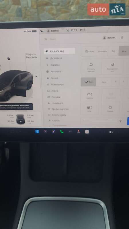 Внедорожник / Кроссовер Tesla Model Y 2023 в Львове