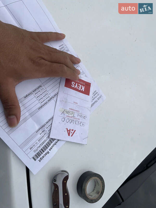 Внедорожник / Кроссовер Tesla Model Y 2024 в Жовкве