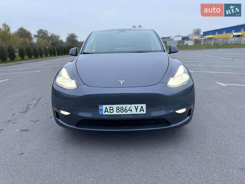 Позашляховик / Кросовер Tesla Model Y 2023 в Хмільнику