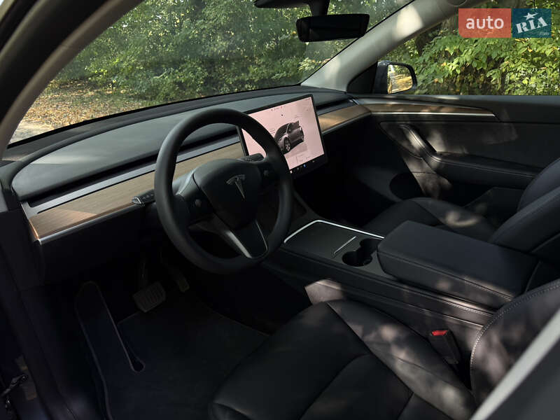 Позашляховик / Кросовер Tesla Model Y 2023 в Хмільнику