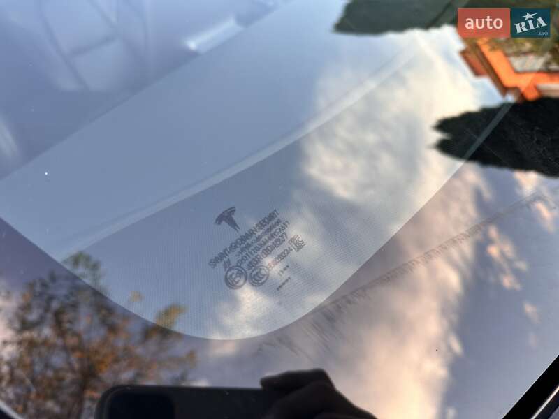 Внедорожник / Кроссовер Tesla Model Y 2020 в Киеве