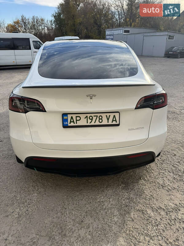 Внедорожник / Кроссовер Tesla Model Y 2023 в Запорожье