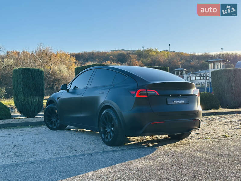 Внедорожник / Кроссовер Tesla Model Y 2021 в Днепре