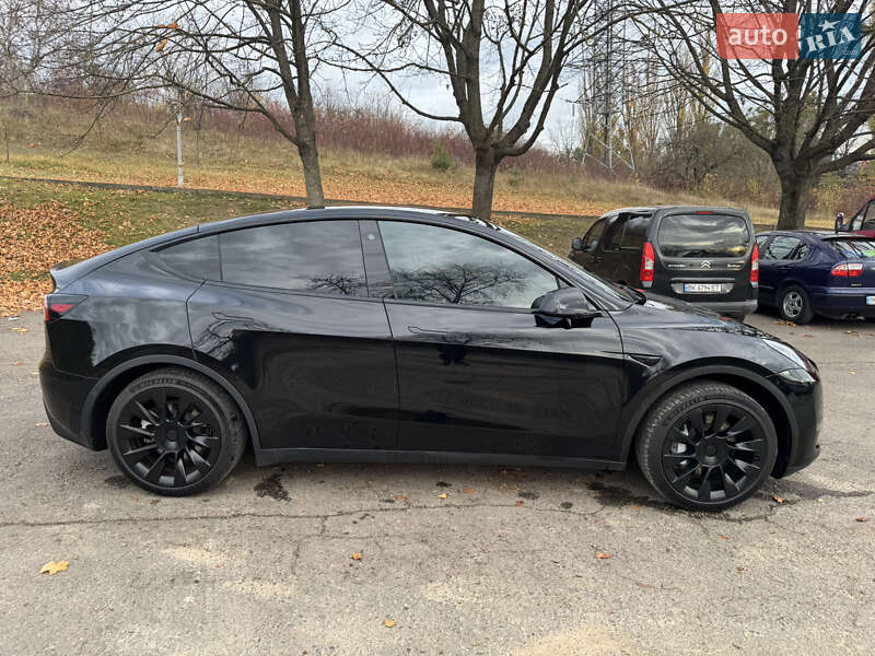 Позашляховик / Кросовер Tesla Model Y 2023 в Рівному фото 8 Позашляховик / Кросовер Tesla Model Y 2023 в Рівному