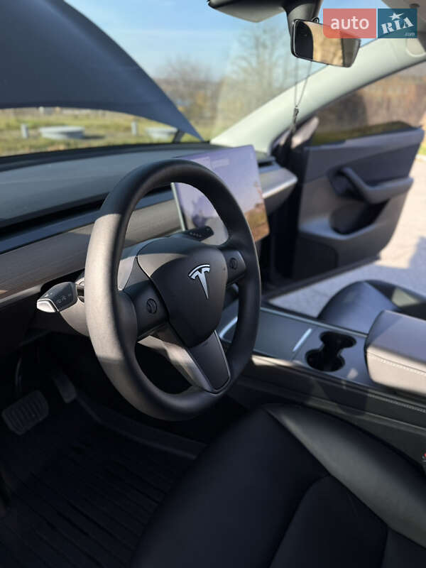 Внедорожник / Кроссовер Tesla Model Y 2021 в Шаргороде