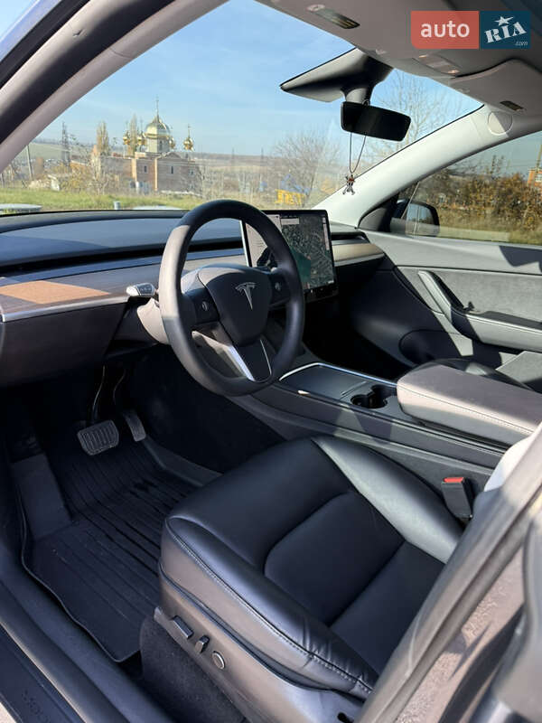 Внедорожник / Кроссовер Tesla Model Y 2021 в Шаргороде