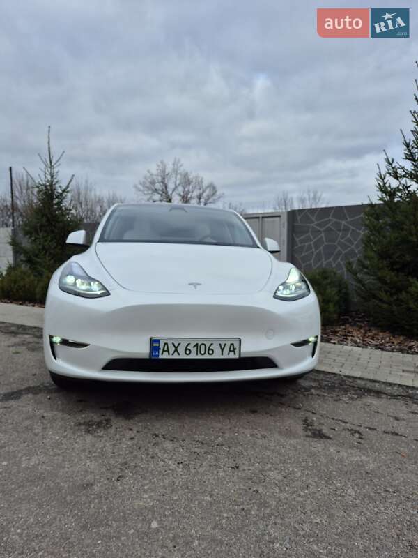 Внедорожник / Кроссовер Tesla Model Y 2024 в Харькове