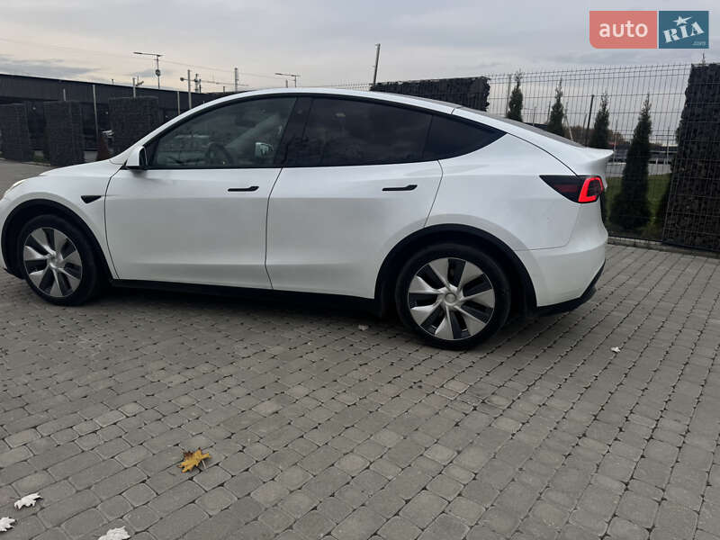 Позашляховик / Кросовер Tesla Model Y 2020 в Львові