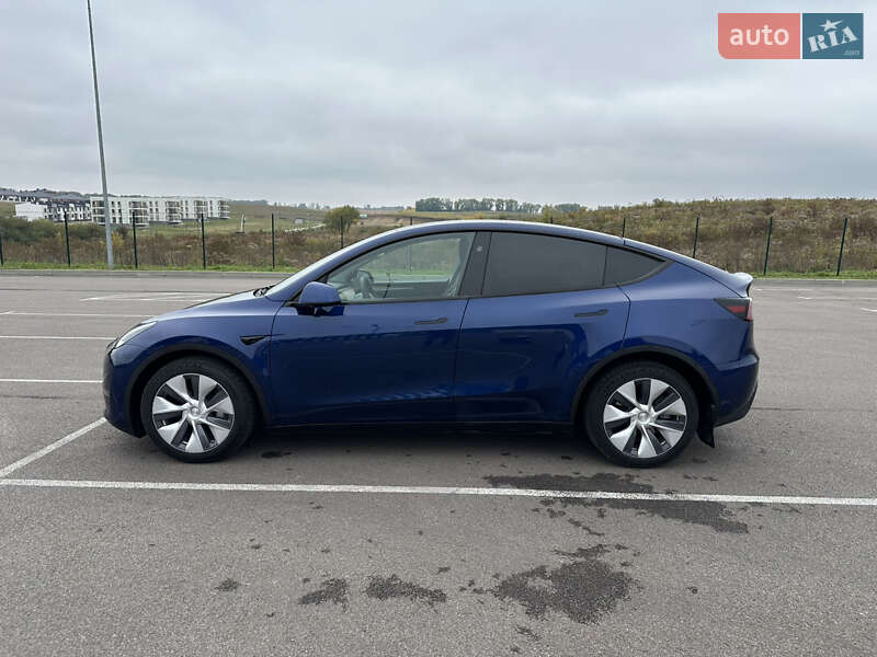 Позашляховик / Кросовер Tesla Model Y 2023 в Рівному