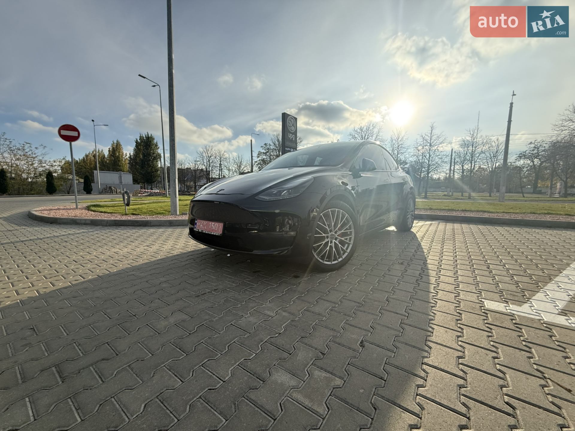 2023 Tesla Model Y - мініатюра 2