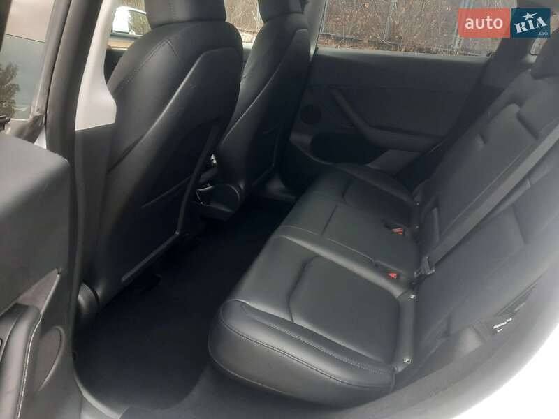 Позашляховик / Кросовер Tesla Model Y 2022 в Сумах