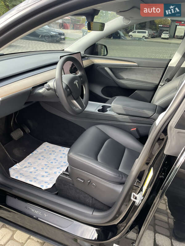 Внедорожник / Кроссовер Tesla Model Y 2022 в Ивано-Франковске фото 23 Внедорожник / Кроссовер Tesla Model Y 2022 в Ивано-Франковске