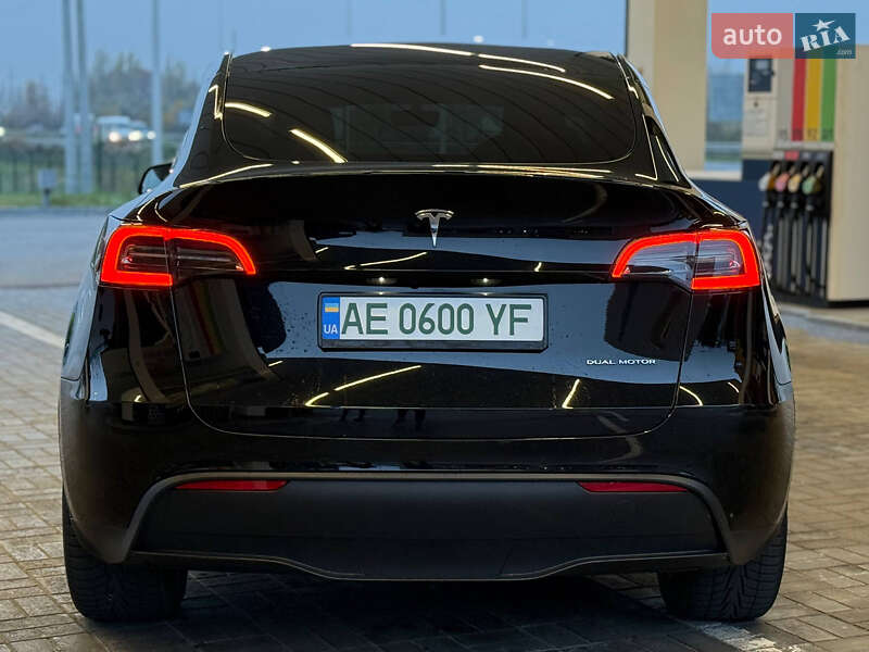Внедорожник / Кроссовер Tesla Model Y 2022 в Днепре