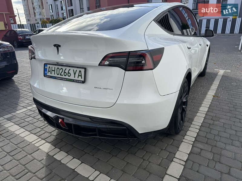 Позашляховик / Кросовер Tesla Model Y 2022 в Бучі фото 7 Позашляховик / Кросовер Tesla Model Y 2022 в Бучі