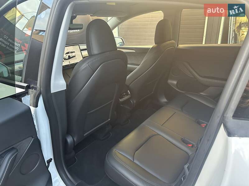 Внедорожник / Кроссовер Tesla Model Y 2023 в Киеве фото 9 Внедорожник / Кроссовер Tesla Model Y 2023 в Киеве