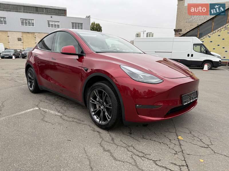 Внедорожник / Кроссовер Tesla Model Y 2024 в Киеве фото 6 Внедорожник / Кроссовер Tesla Model Y 2024 в Киеве