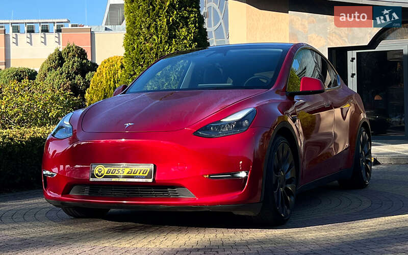 Внедорожник / Кроссовер Tesla Model Y 2023 в Львове