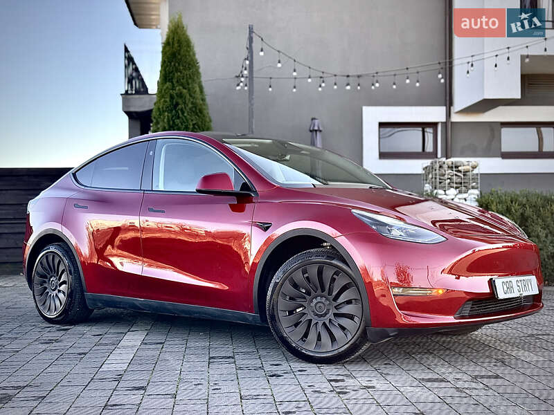 Позашляховик / Кросовер Tesla Model Y 2025 в Стрию