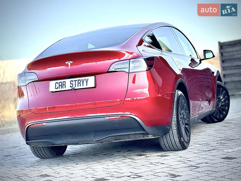 Позашляховик / Кросовер Tesla Model Y 2025 в Стрию