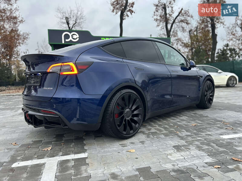 Внедорожник / Кроссовер Tesla Model Y 2023 в Киеве фото 5 Внедорожник / Кроссовер Tesla Model Y 2023 в Киеве