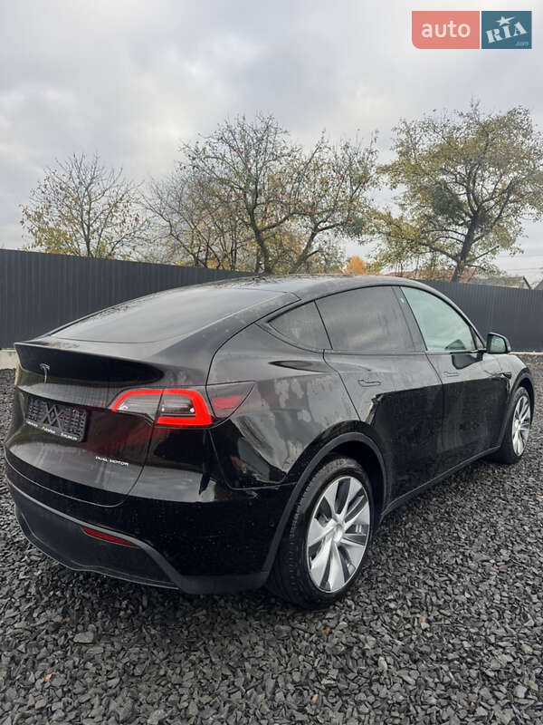 Позашляховик / Кросовер Tesla Model Y 2022 в Луцьку
