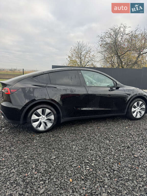 Позашляховик / Кросовер Tesla Model Y 2022 в Луцьку