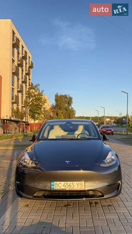 Внедорожник / Кроссовер Tesla Model Y 2021 в Золочеве фото 18 Внедорожник / Кроссовер Tesla Model Y 2021 в Золочеве
