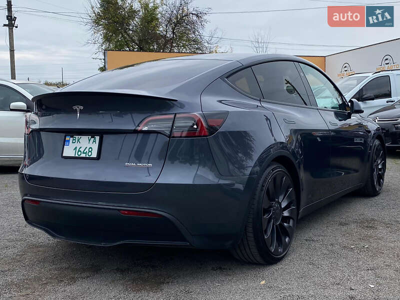 Внедорожник / Кроссовер Tesla Model Y 2023 в Ровно фото 6 Внедорожник / Кроссовер Tesla Model Y 2023 в Ровно