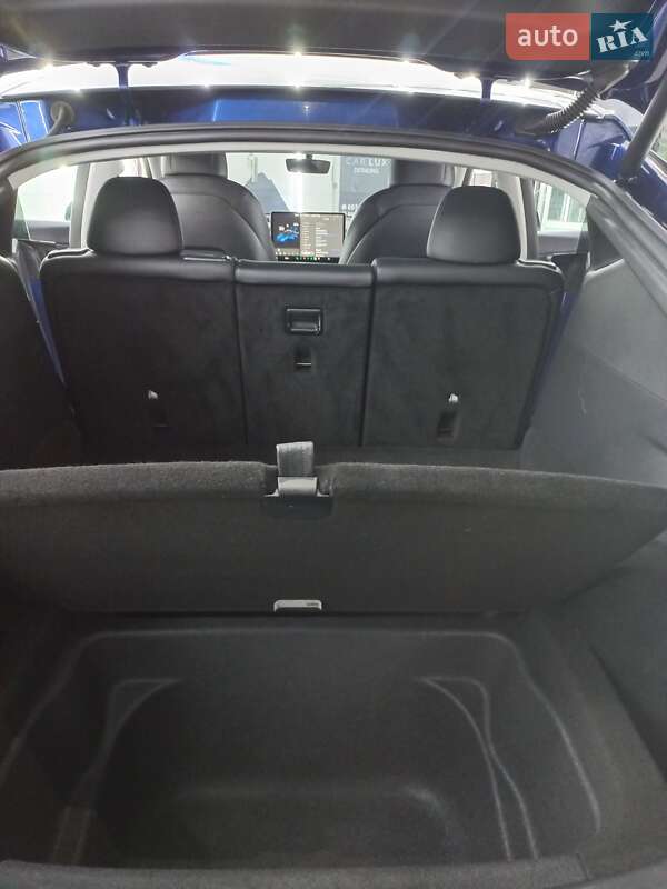 Позашляховик / Кросовер Tesla Model Y 2021 в Львові фото 22 Позашляховик / Кросовер Tesla Model Y 2021 в Львові