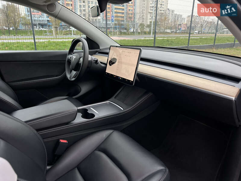 Внедорожник / Кроссовер Tesla Model Y 2022 в Киеве фото 21 Внедорожник / Кроссовер Tesla Model Y 2022 в Киеве