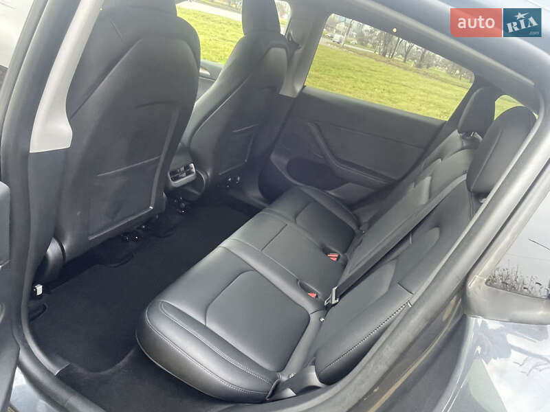 Внедорожник / Кроссовер Tesla Model Y 2023 в Львове фото 17 Внедорожник / Кроссовер Tesla Model Y 2023 в Львове