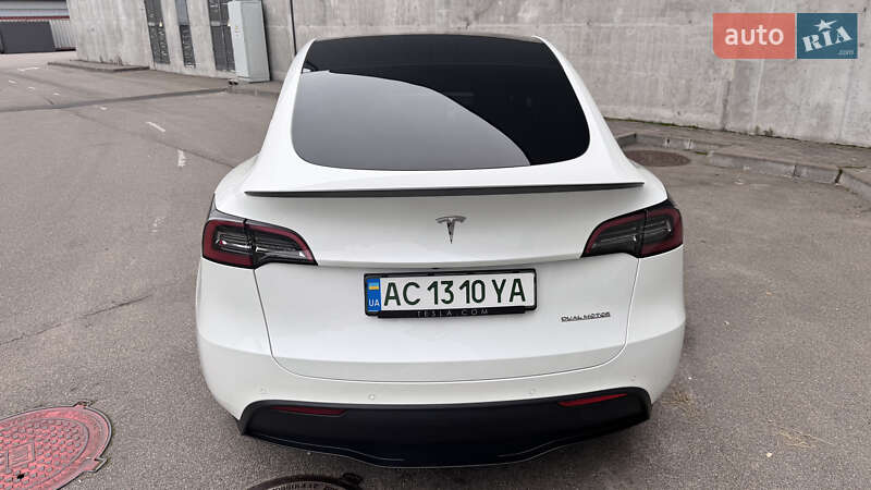 Внедорожник / Кроссовер Tesla Model Y 2022 в Киеве