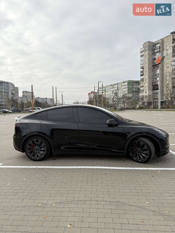 Внедорожник / Кроссовер Tesla Model Y 2023 в Сумах