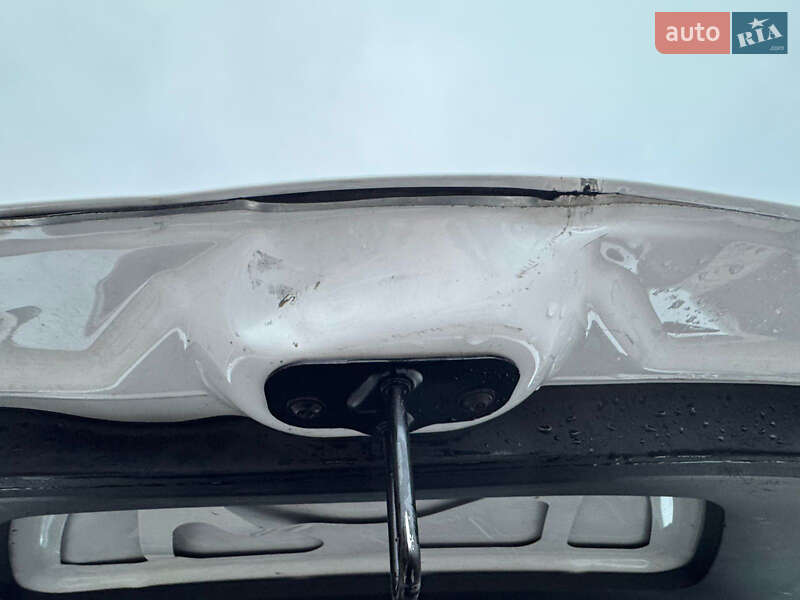 Позашляховик / Кросовер Tesla Model Y 2023 в Рівному