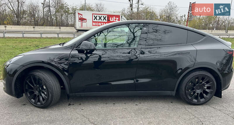 Позашляховик / Кросовер Tesla Model Y 2021 в Києві фото 6 Позашляховик / Кросовер Tesla Model Y 2021 в Києві