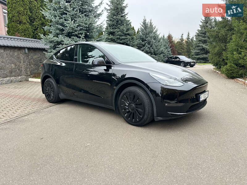 Внедорожник / Кроссовер Tesla Model Y 2023 в Киеве фото 3 Внедорожник / Кроссовер Tesla Model Y 2023 в Киеве